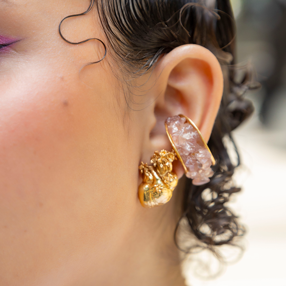 ARETES CORAZÓN ANATÓMICO