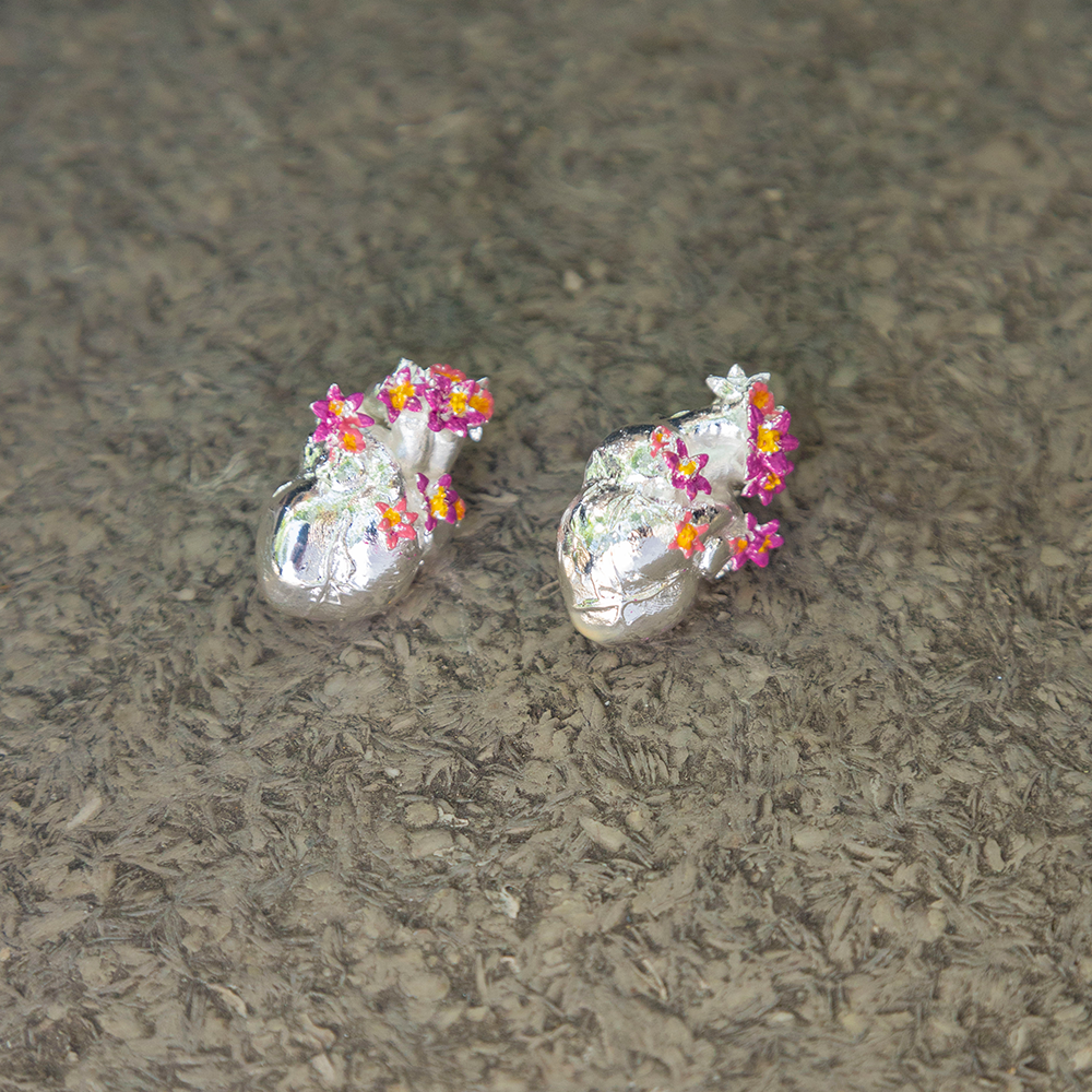 Aretes Corazón Anatómico Pintados