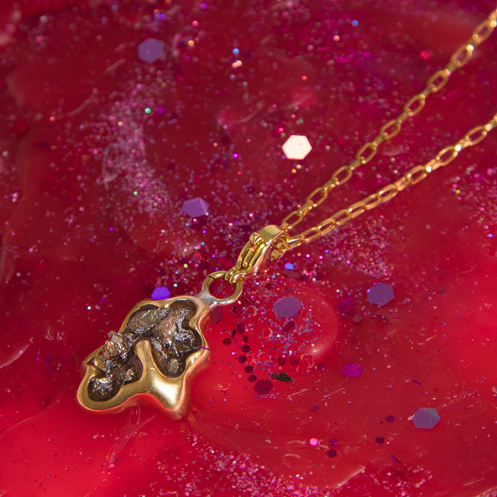 COLLAR LAVA PIRITA MINI